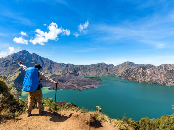 MOUNT RINJANI TREKING PACKAGE 5D4N ADVENTURE